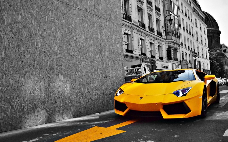 Lamborghini-Aventador-LP700-4-Yellow-Luxury.jpg