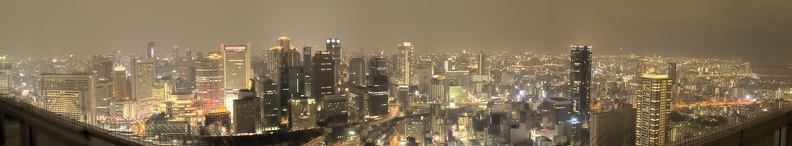 Osaka_skyline_at_night_from_Umeda_Sky_Building.jpg