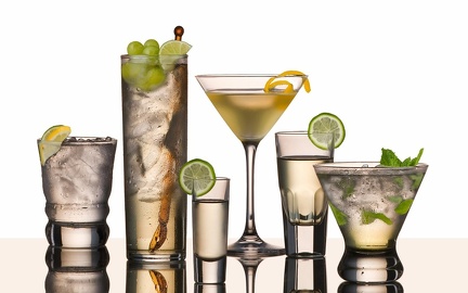 Vodka-Drinks-Glass-Ice-Cocktails-Lemon-Drink