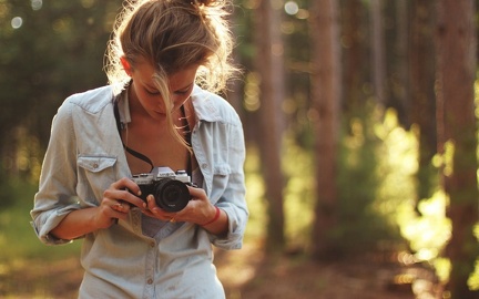 Female-photographer
